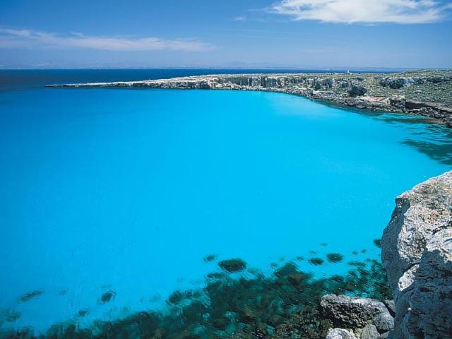 vacations dinghy favignana