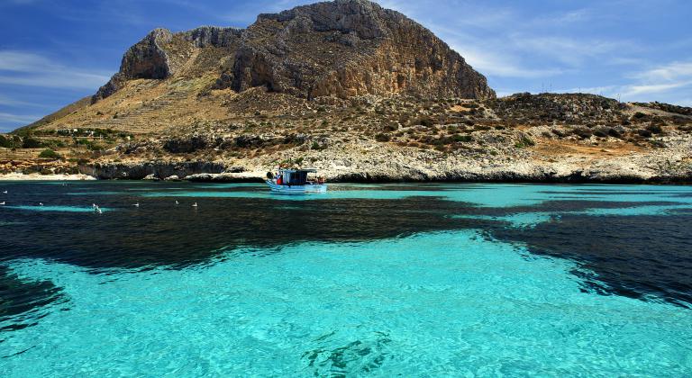 Escursione in barca alle egadi